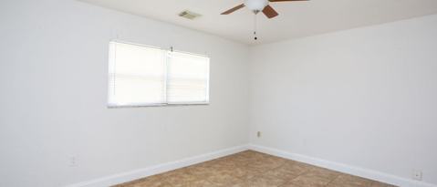 Building Photo - 861 San Remo Ave