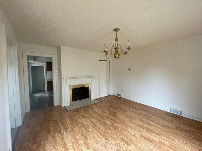 Building Photo - COMING SOON! This is a Lease-to-Own – Not ...