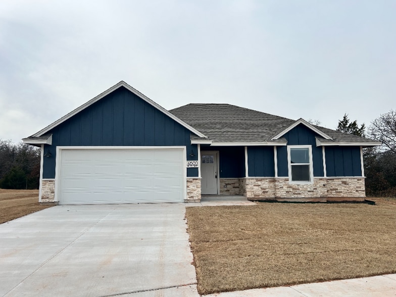 Building Photo - 4600 Lincoln St