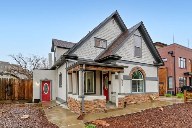 Building Photo - Updated Historic 5BR Near Downtown Denver & Light Rail! June Move-in Special!