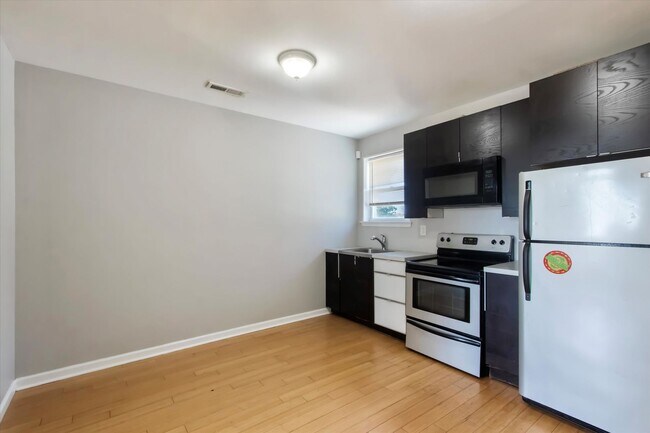 Building Photo - 1716 N 18th St