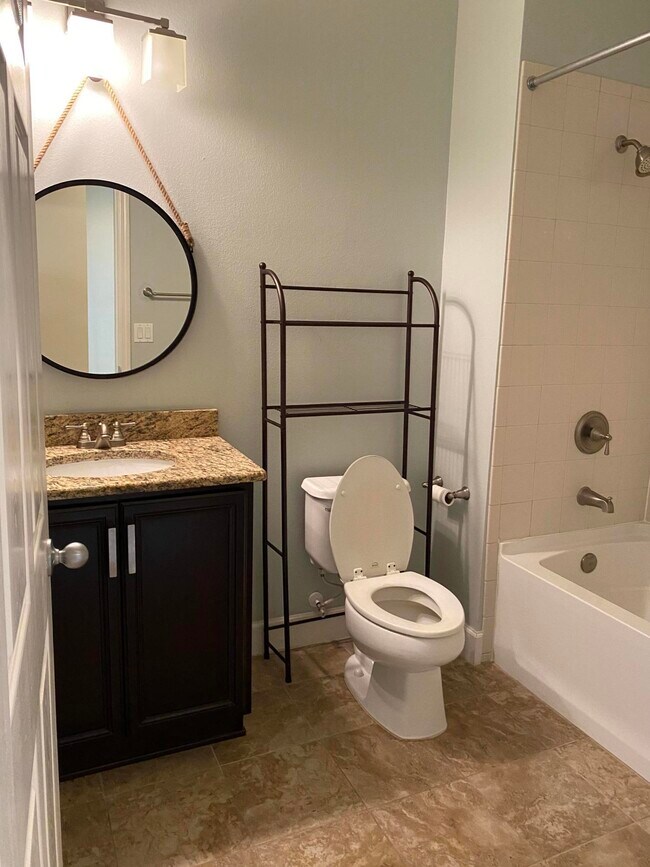 Building Photo - 409 Grande Sunningdale Loop