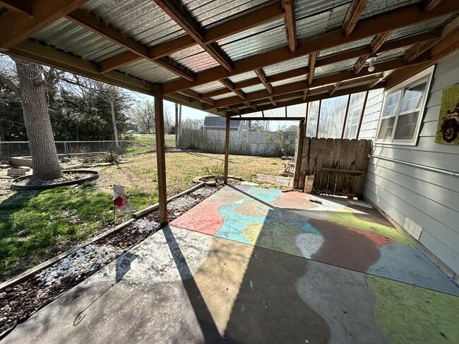 Building Photo - 106 George St