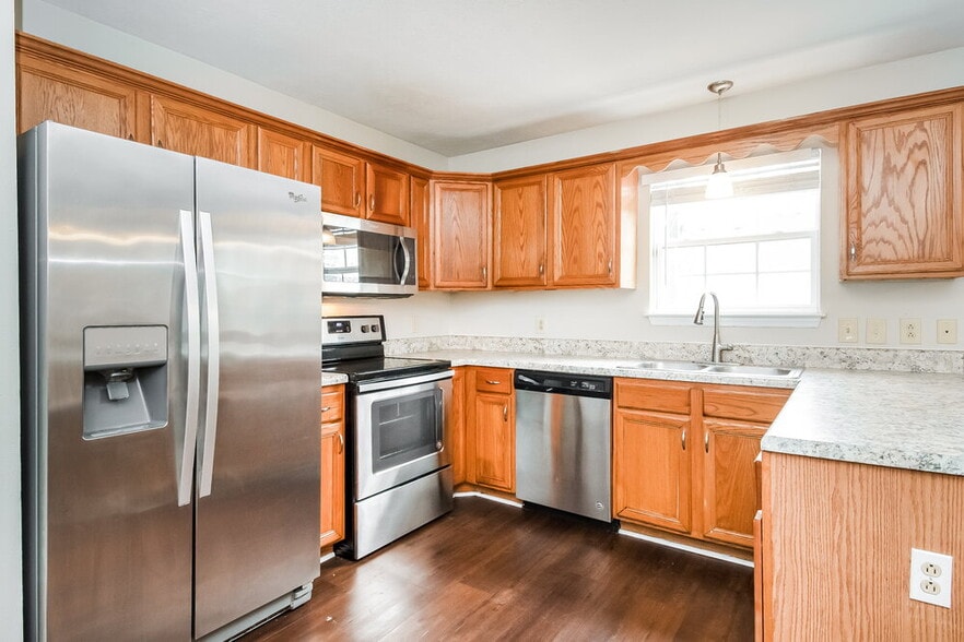 Building Photo - 515 Gammon Ln