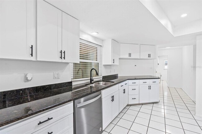 Building Photo - 269 Algiers Dr