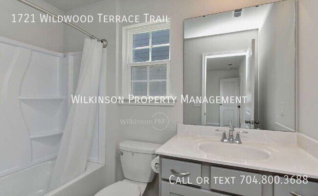 Building Photo - 1721 Wildwood Terrace Trl