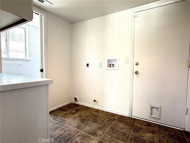 Building Photo - Lancaster