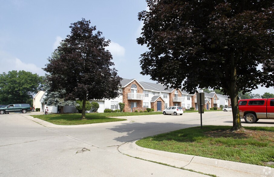 North River Landing Apartments 2301 Lexington Ave Elkhart IN 46514