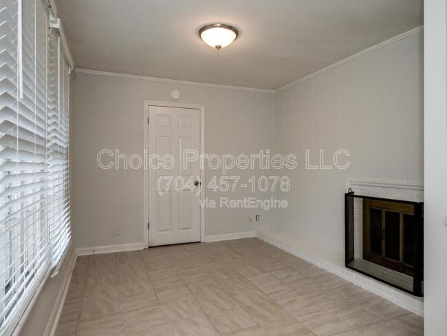 Building Photo - 4914 Horton Ct