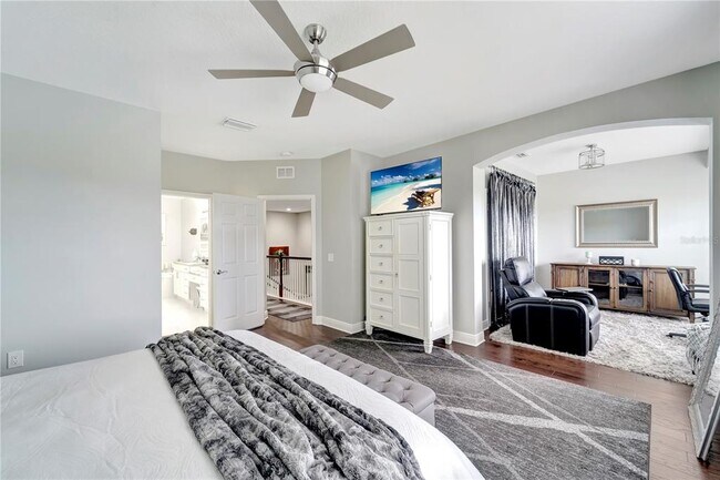 Building Photo - 8436 Miramar Way