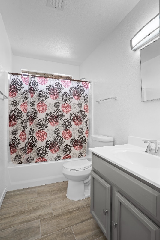Building Photo - 14032 Tierra Vergel Dr