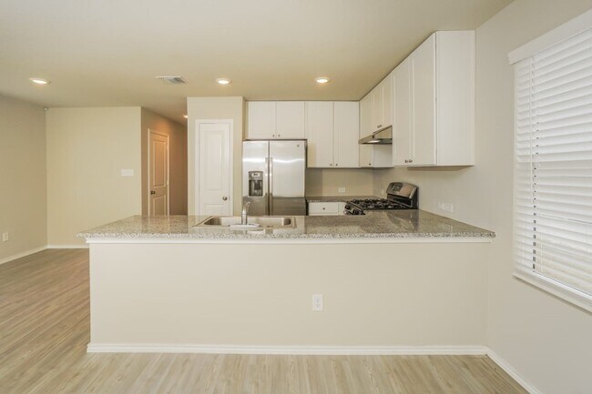 Building Photo - 5410 Verdugos Pl