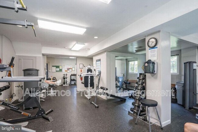 Building Photo - 1618 Fitzgerald Ln