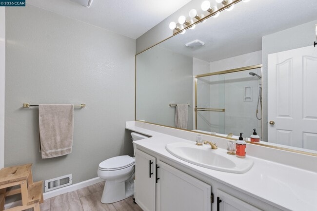 Building Photo - 342 Newcastle Ln