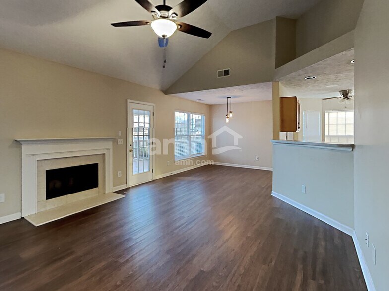 Building Photo - 2922 Wills Ct