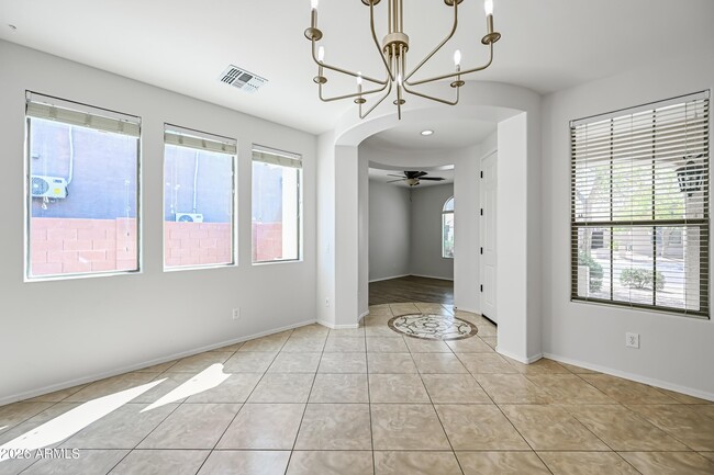 Building Photo - 23862 W Gibson Ln