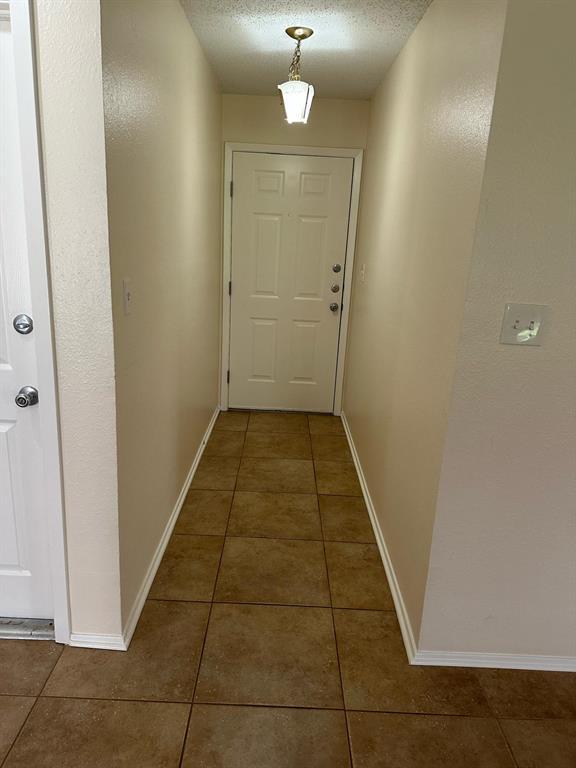 Building Photo - 16305 Forest Way