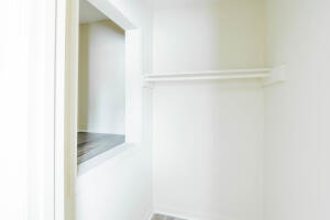 Building Photo - 6033 Springside Ln