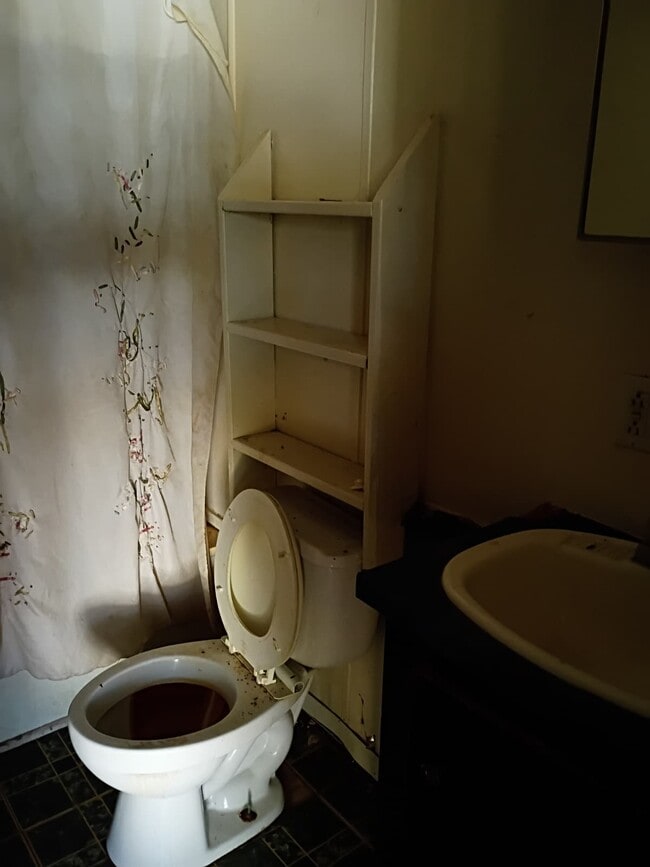 Building Photo - 111 Wilbur Ln