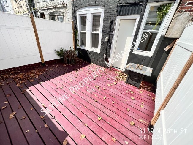 Building Photo - Beautifully Renovated 3 Bedroom Home For R...