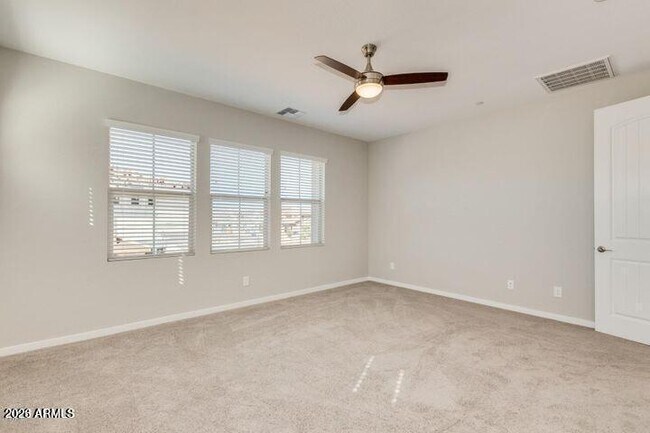 Building Photo - 1800 S Follett Way