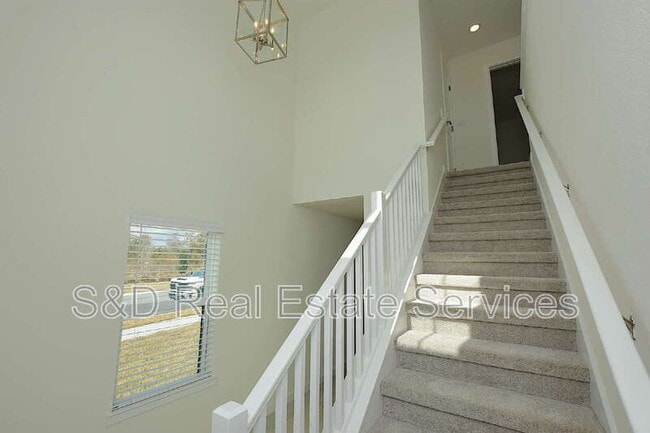 Building Photo - 3183 Cup Dr