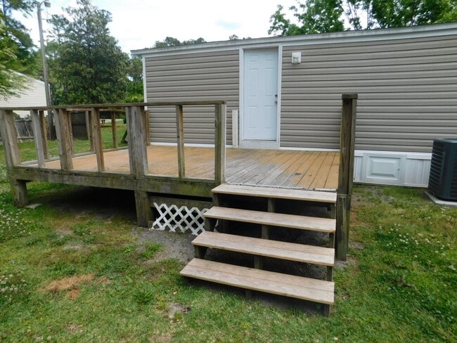 Building Photo - Cozy Modular Home in Newport