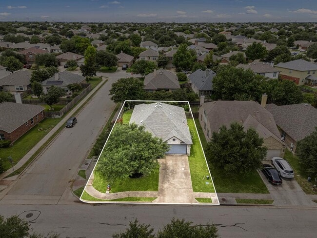 Building Photo - 3300 Winding Shore Ln