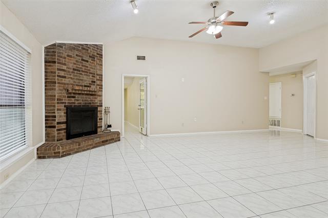 Building Photo - 405 Myrtle Dr
