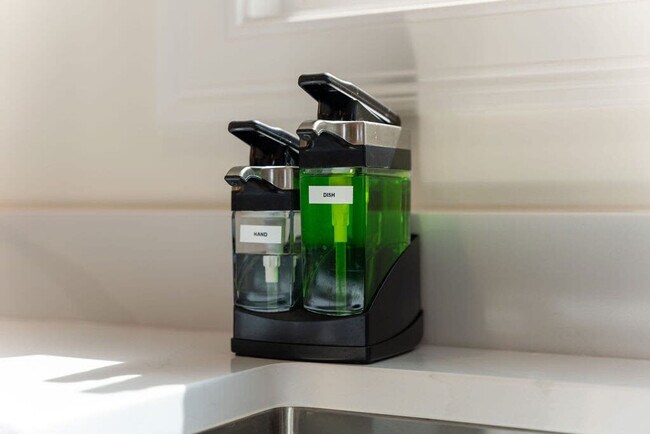 Building Photo - 74 Island Path