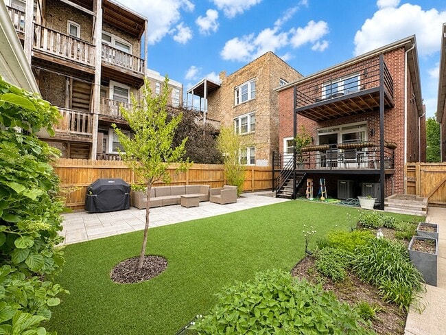 Building Photo - 4444 N Winchester Ave