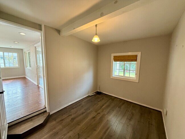 Building Photo - 16412 Bahama St