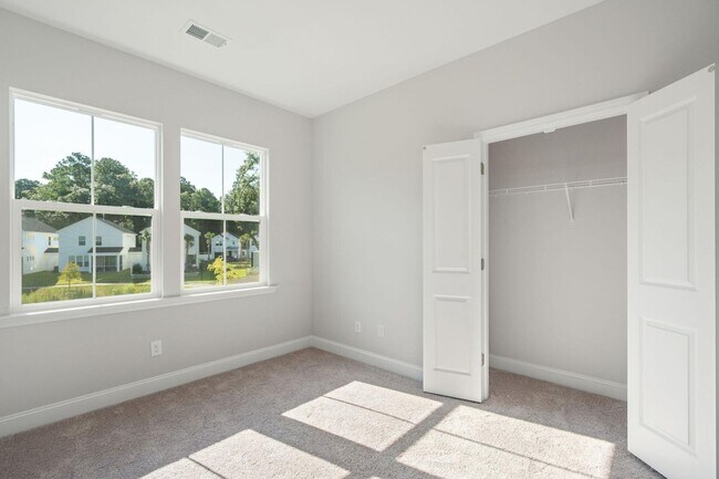 Building Photo - 3 Bedroom 2.5 Bathroom House in Hawthorne Landing - Goose Creek