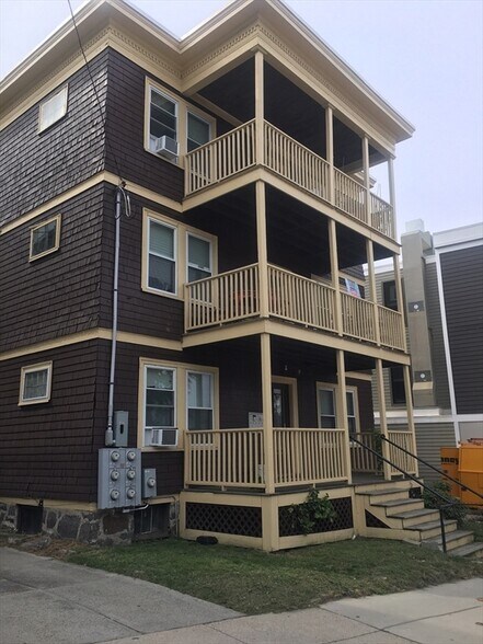 Building Photo - 7 Weld Hill St