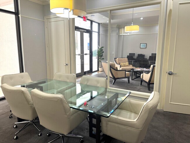 Building Photo - 233 S Federal Hwy