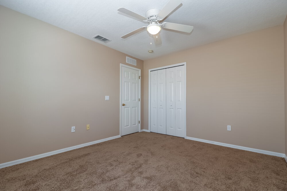 Building Photo - 8101 Pea Tree Ct