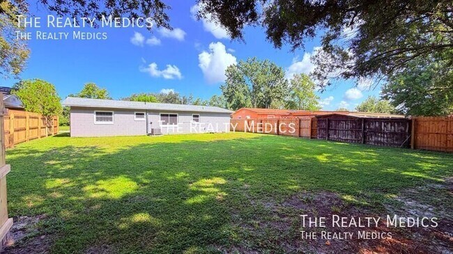 Building Photo - 5130 Lescot Ln