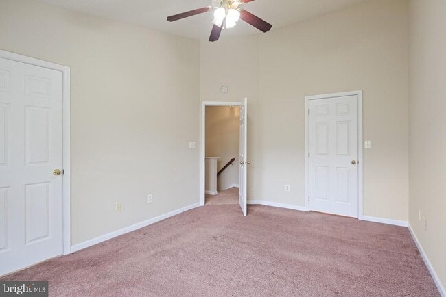 Building Photo - 6294 Wild Swan Way