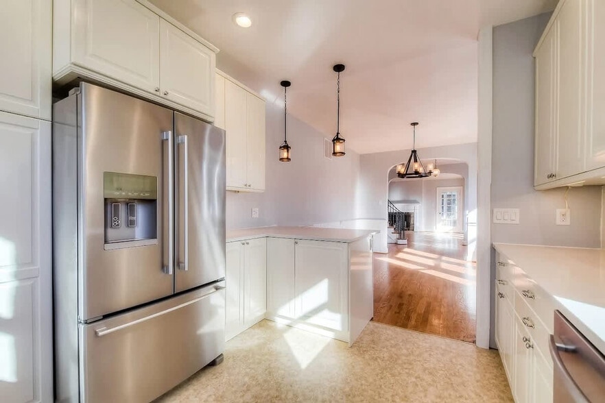 Building Photo - 10417 Liberty Rd