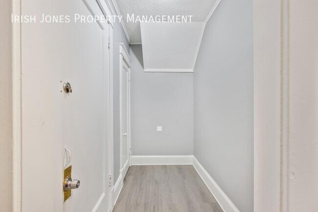 Building Photo - 95 N Transit St