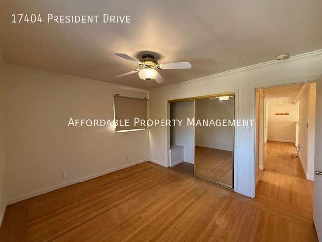 Building Photo - 17404 President Dr