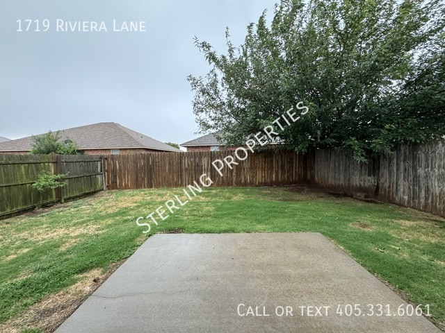 Building Photo - 1719 Riviera Ln