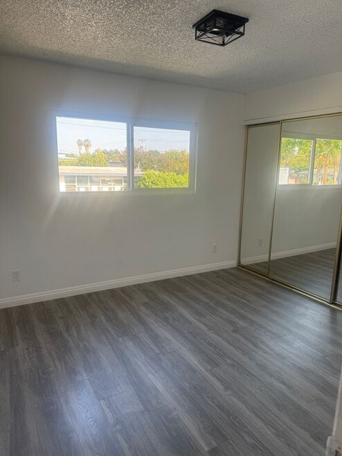 Building Photo - 6831 Toler Ave