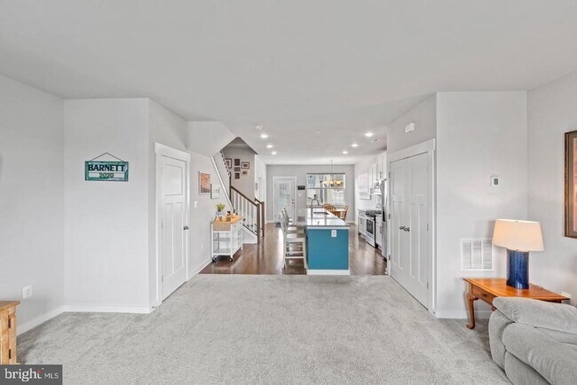 Building Photo - 1304 Sandoval Ct