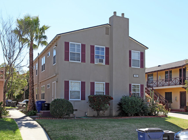 Building Photo - 388 Park Way