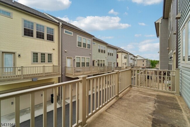 Building Photo - 1 Haralson Ct