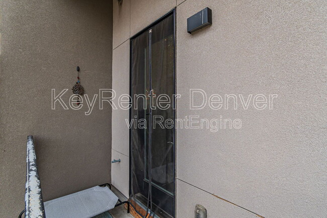 Building Photo - 2876 W 53rd Ave