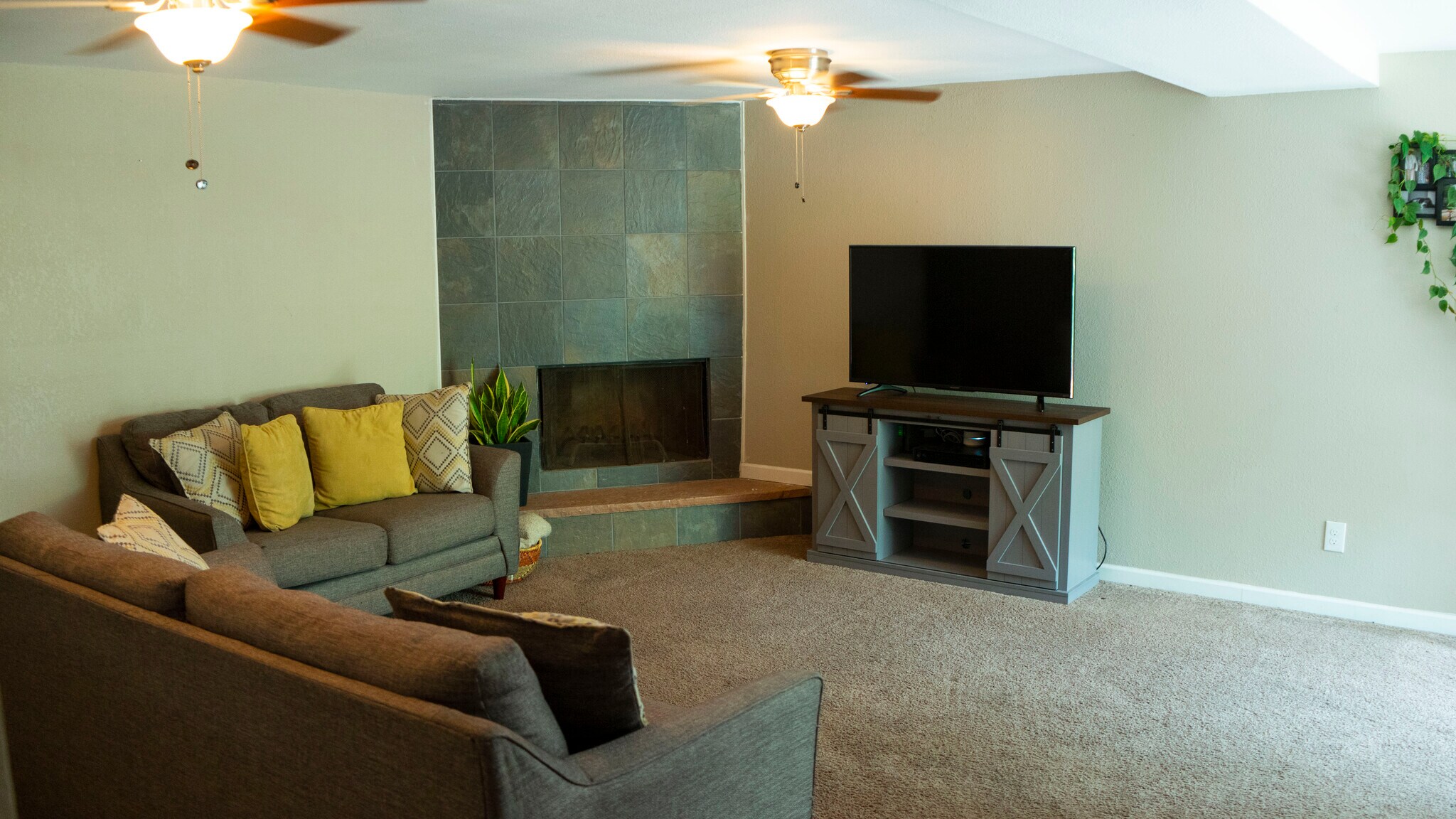 Building Photo - 217 S Yates St