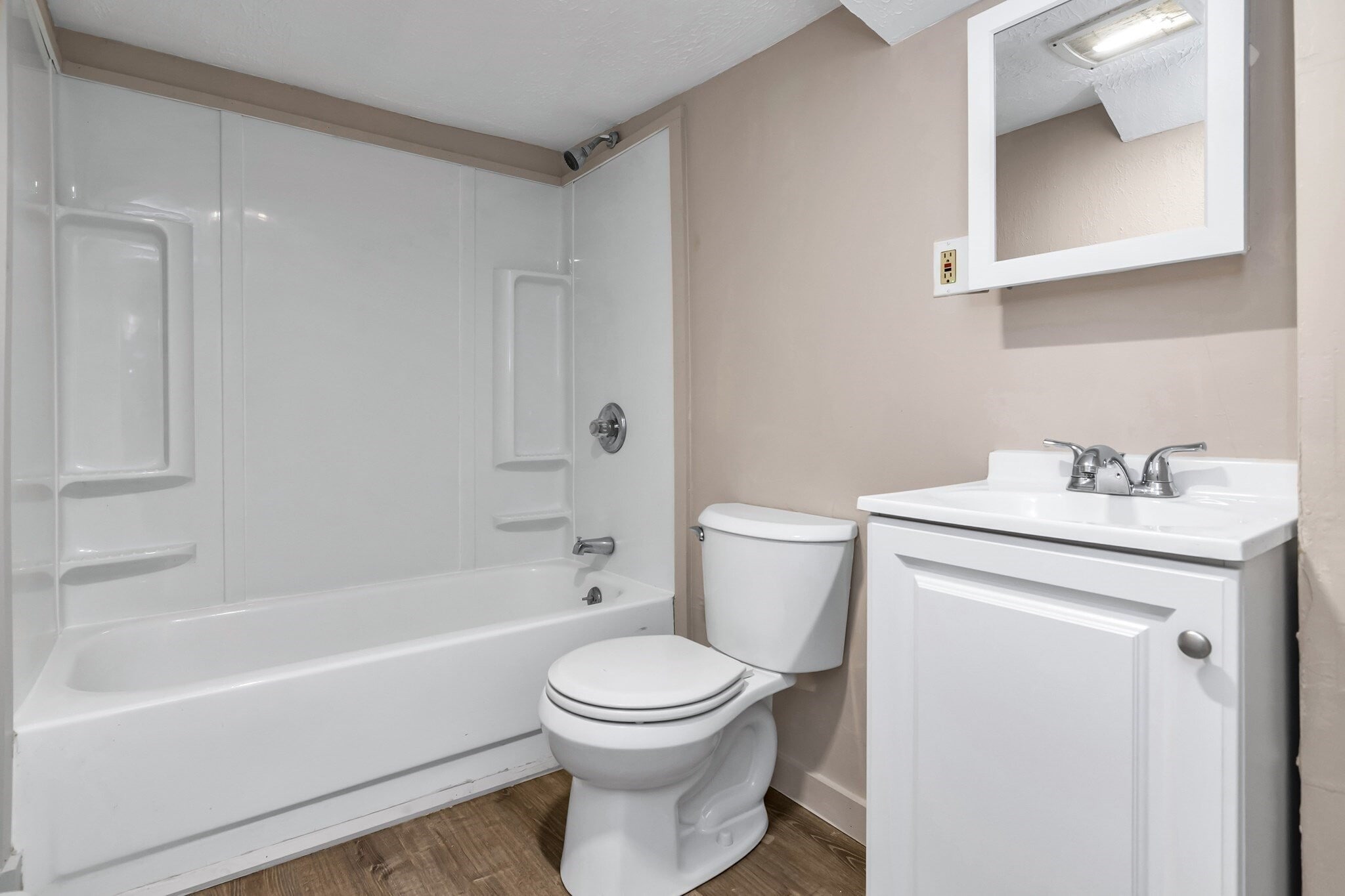 Building Photo - 153 Union St