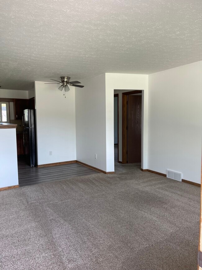 Primary Photo - 1380 Beechnut Dr